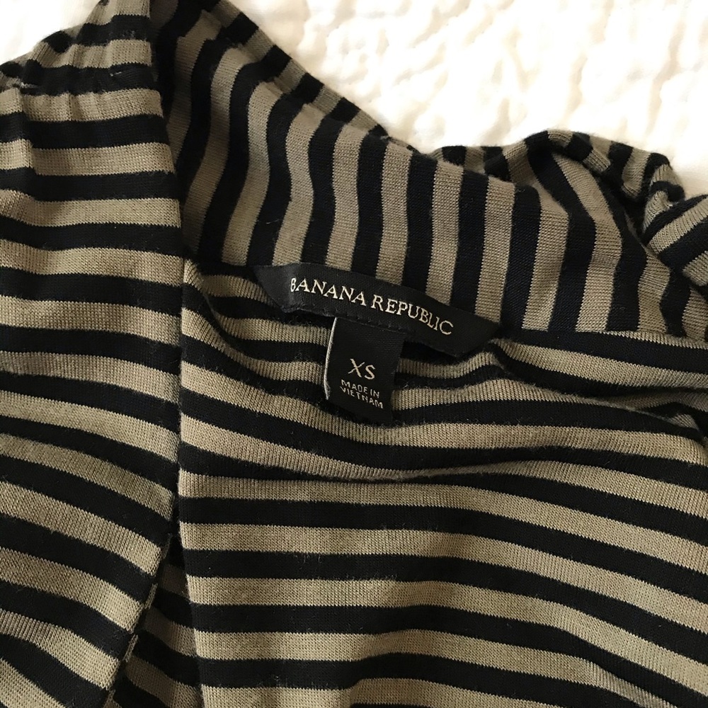 Banana Republic faux-wrap dress - Picture 8 of 8